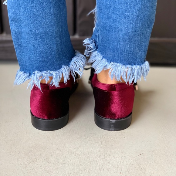 Big Eyelets Velvet Burgundy Boyfriend Oxford - Picture 8 of 8